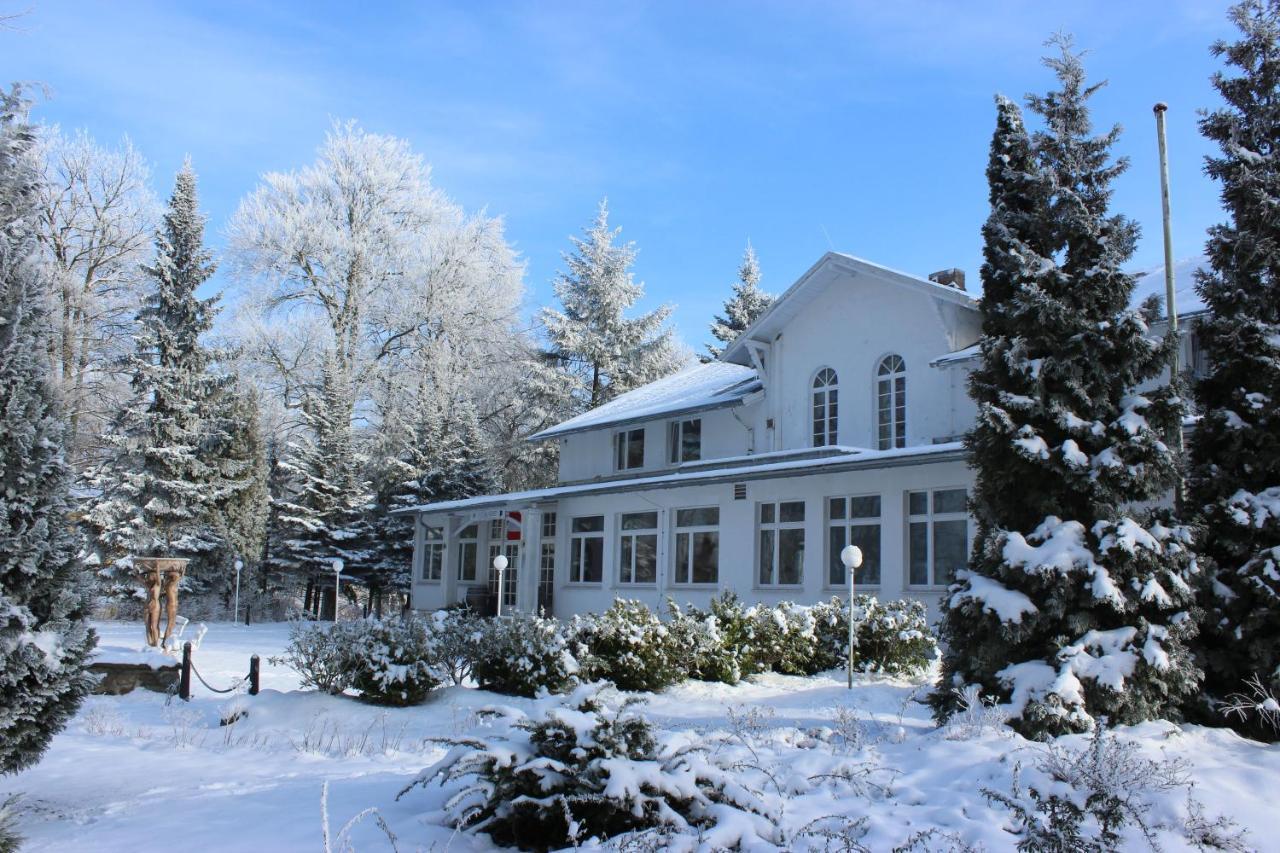 Meeressterne Hotel Weisses Schloss Heringsdorf  Exterior foto